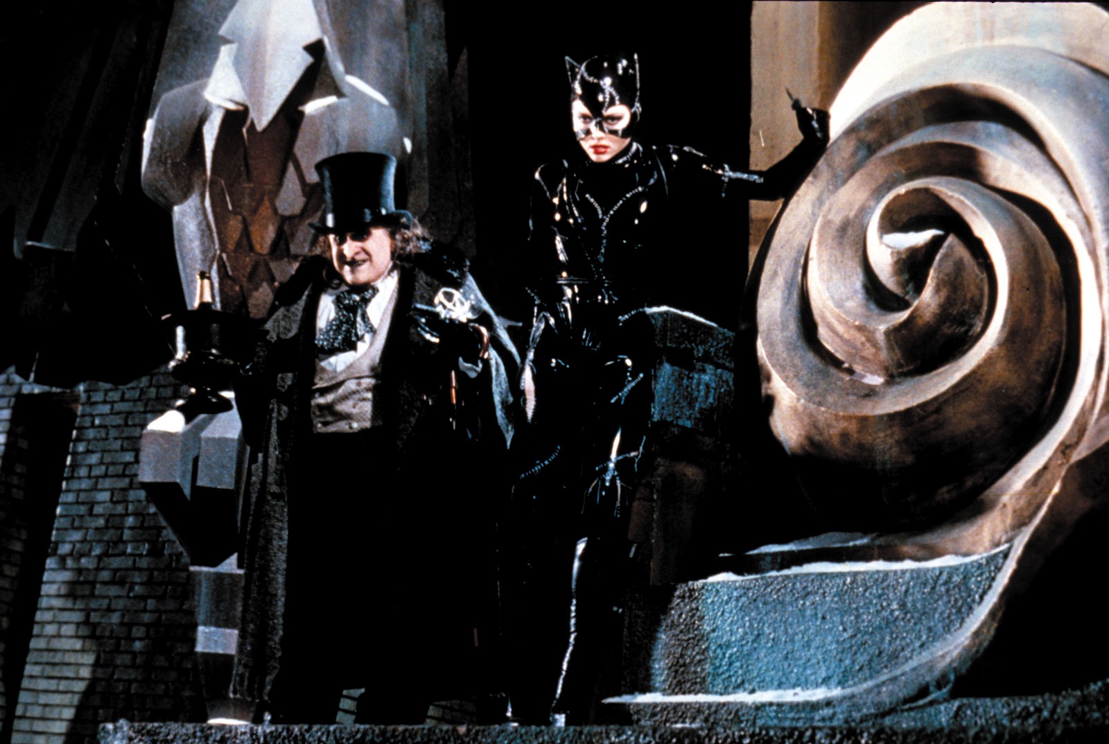 Tim Burton’s BATMAN RETURNS: A Look Back